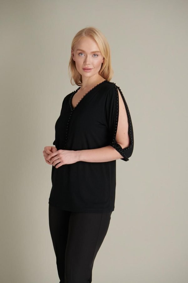Wholesale Plus Size Collar And Sleeve Pearls Black Blouse